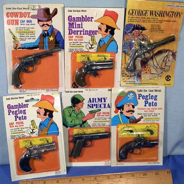 4 GEORGE WASHINGTON DIECAST FLINTLOCK DUELING PISTOLS  CAP GUNS